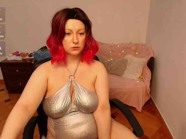 Ksushka22 webcam