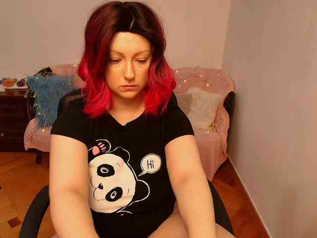Ksushka22 webcam