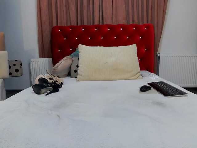 Nestera live cam on BongaCams