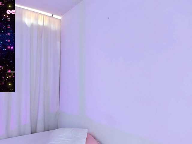 SteffanyRedx live webcam show