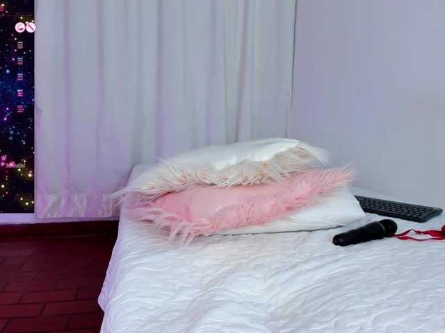 SteffanyRedx live cam on BongaCams