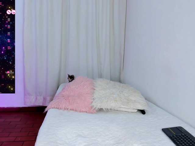 SteffanyRedx live cam on BongaCams