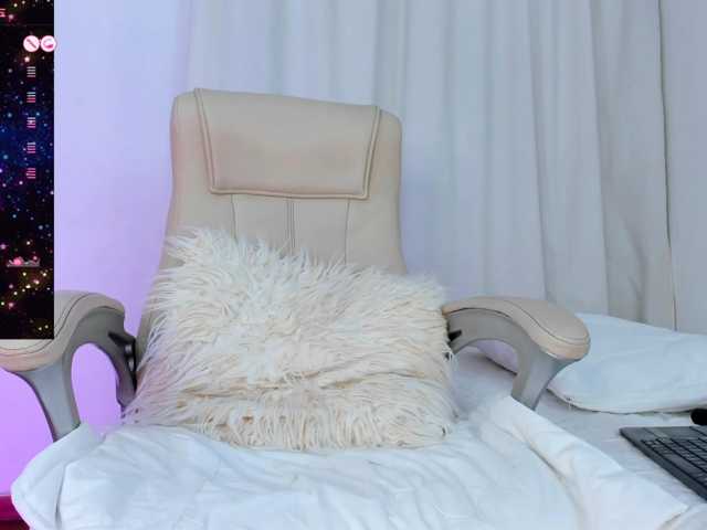 SteffanyRedx live cam on BongaCams