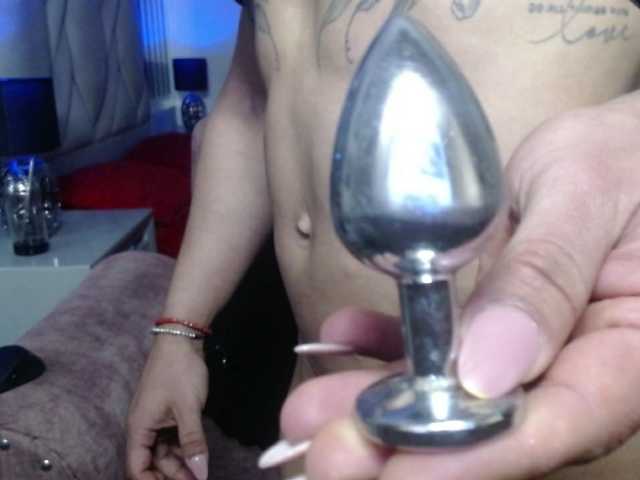 cristalb1 live cam on BongaCams