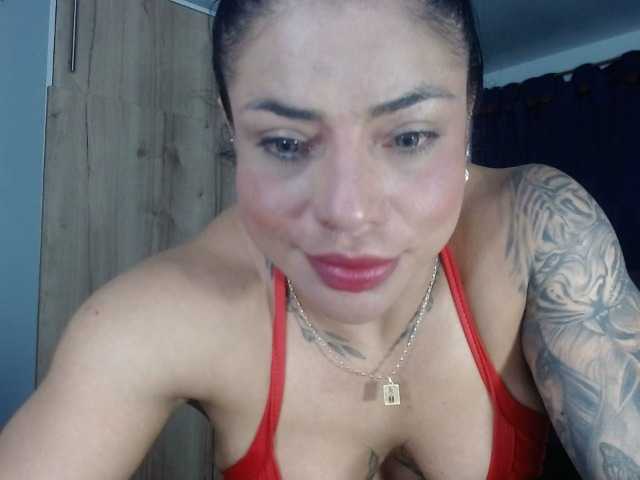 cristalb1's BongaCams show and profile