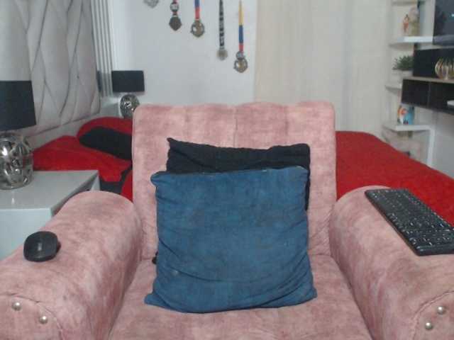 cristalb1 live cam