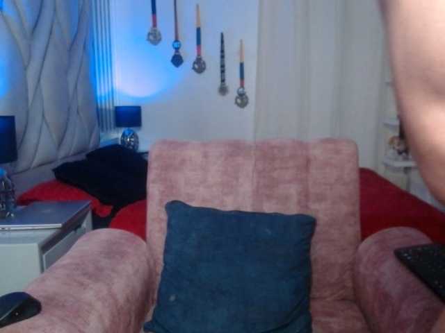 cristalb1 live cam on BongaCams