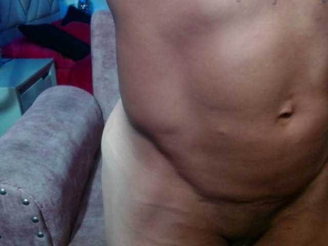 cristalb1 live cam on BongaCams