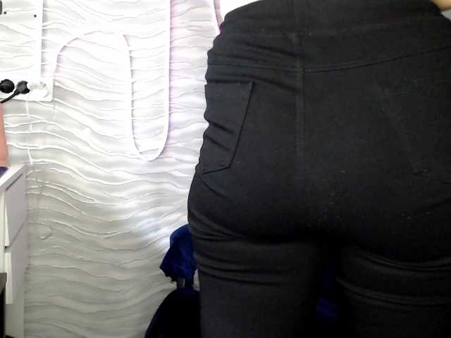 sexychery26a live cam on BongaCams