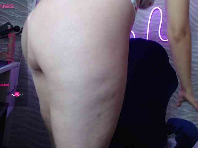 sexychery26a webcam