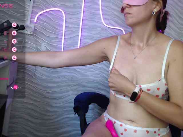 sexychery26a webcam