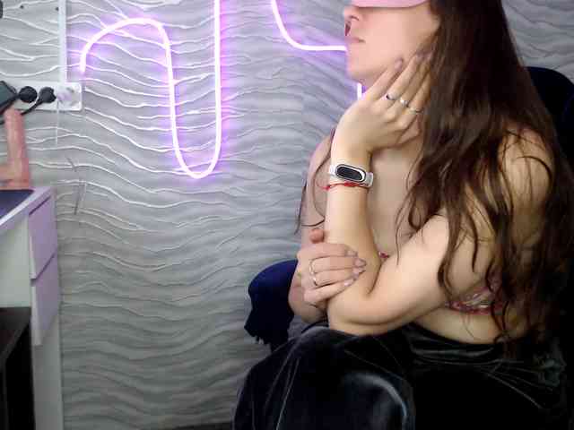 sexychery26a webcam