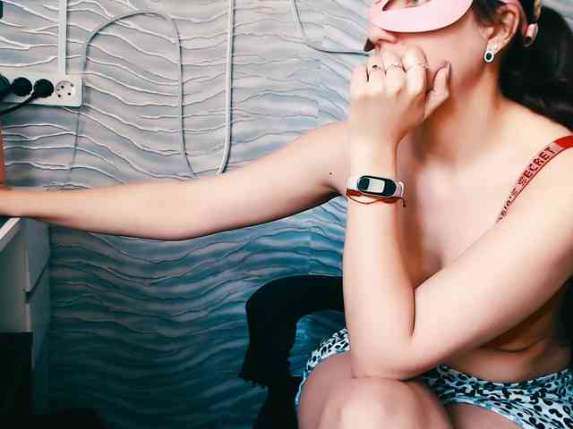 sexychery26a webcam
