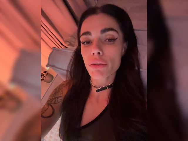 ---Calypso---, live now on BongaCams