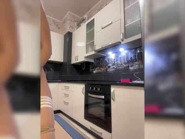 Модель: your_girlfriend