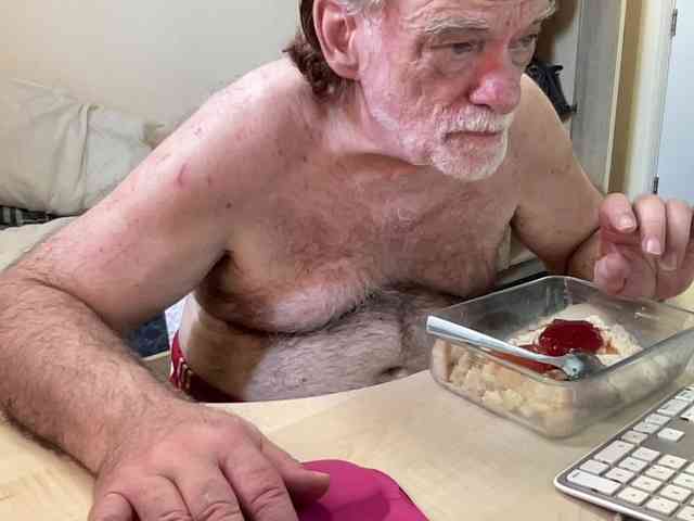 coach-karl Sex Cam Show