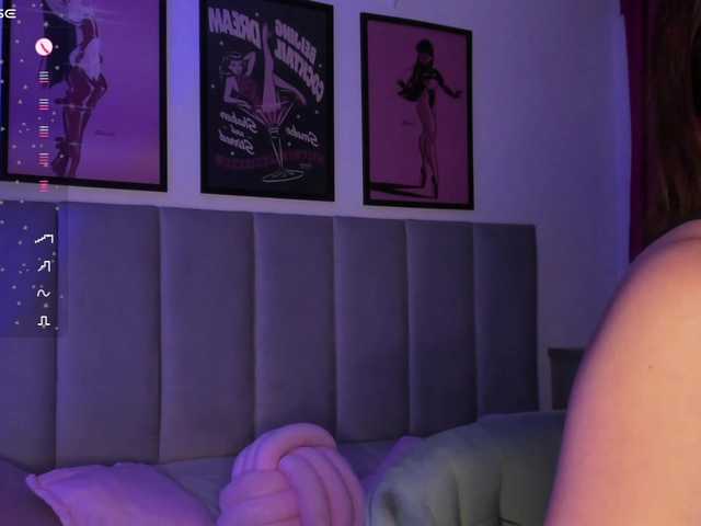 Aphrir live webcam show