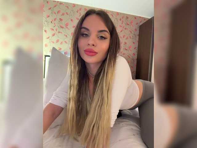 LedyMiya live cam on BongaCams