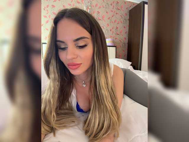 LedyMiya live cam on BongaCams