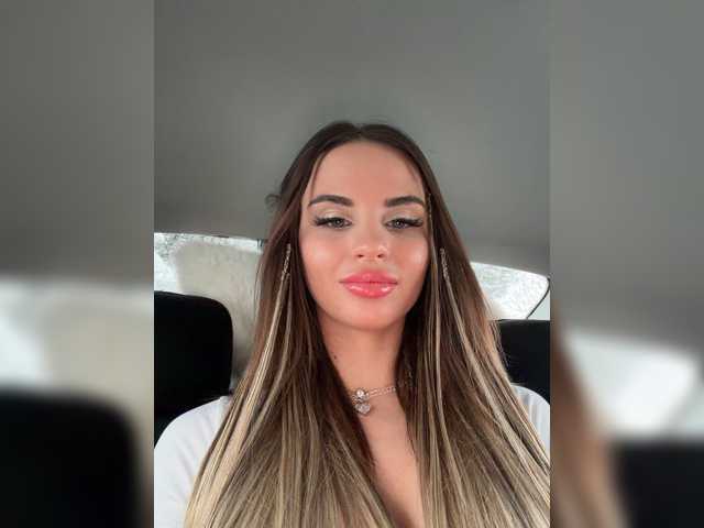 LedyMiya live cam on BongaCams