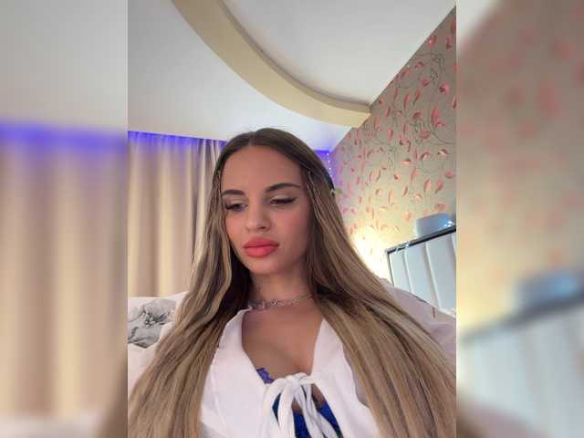 LedyMiya live cam on BongaCams