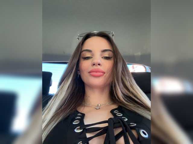LedyMiya live cam on BongaCams