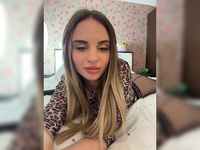 Live трансляция _Lally_ - slutnetki.online