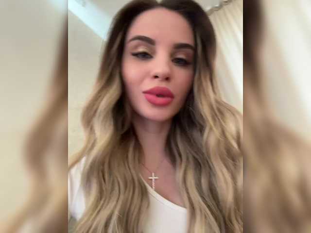 LedyMiya's BongaCams profile