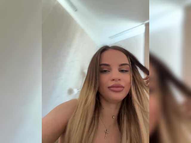 go to chat with LedyMiya