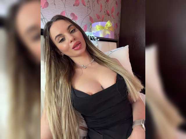 LedyMiya live cam on BongaCams