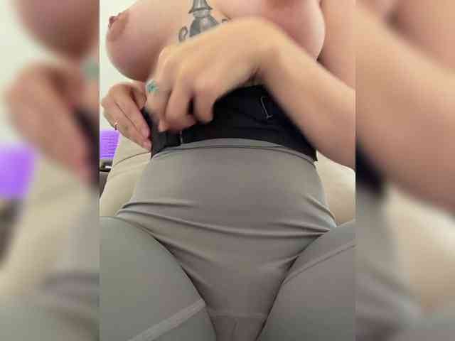LedyMiya Sex Cam Show
