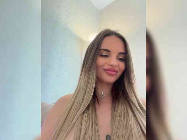 LedyMiya Sex Cam Show