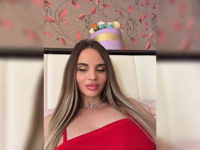 LedyMiya Live Webcam on BongaCams