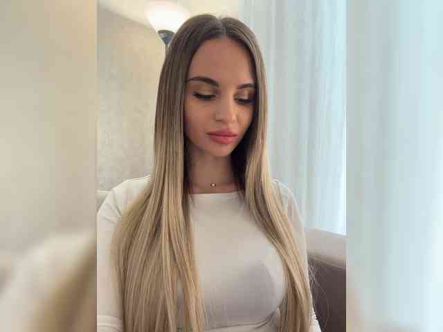 LedyMiya Sex Cam Show