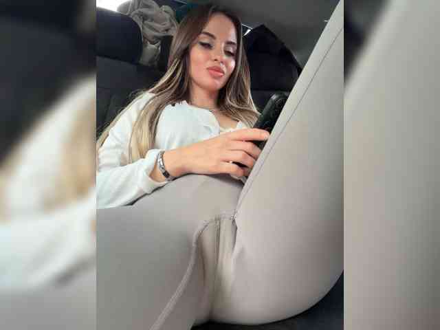 adult chatroom LedyMiya