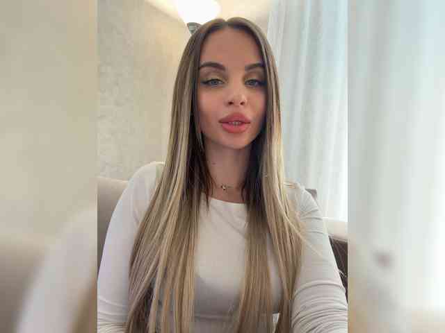 LedyMiya Sex Cam Show