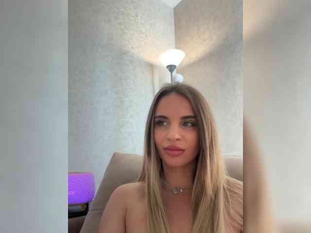 LedyMiya Sex Cam Show