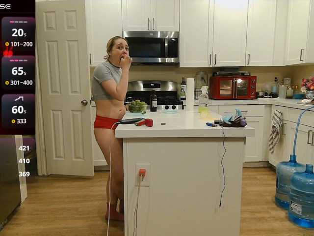 bubblybubbles, live now on BongaCams