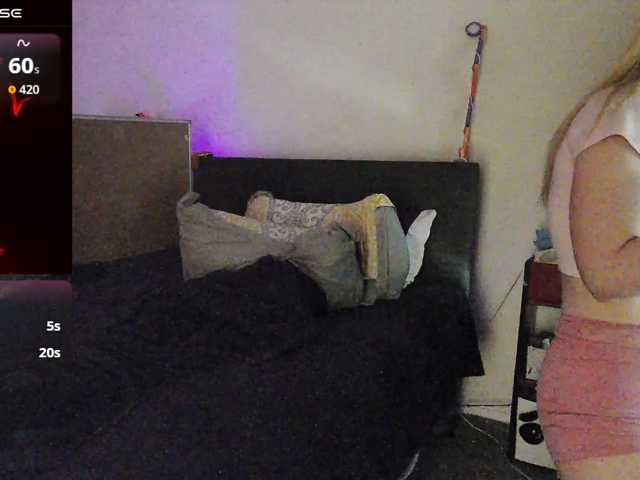 bubblybubbles, live now on BongaCams