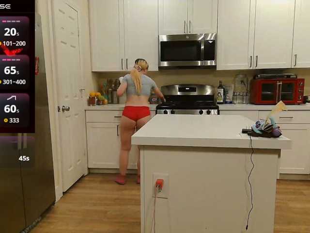 bubblybubbles, live now on BongaCams