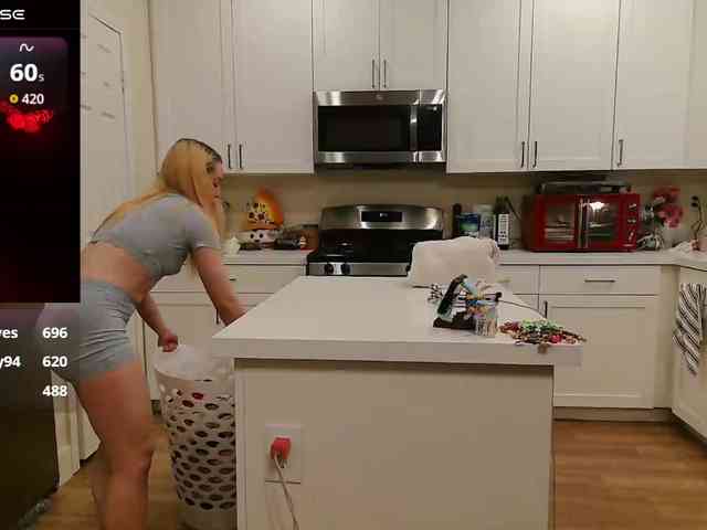 Modella: bubblybubbles