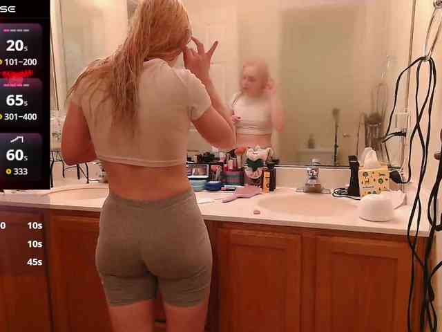 Modella: bubblybubbles