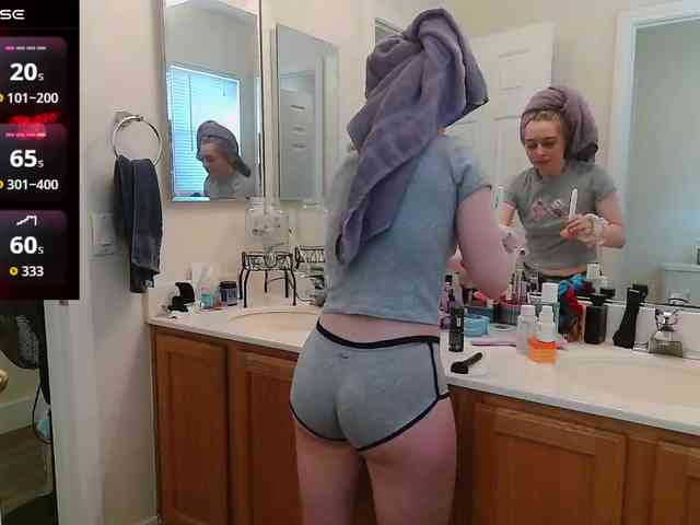 Modella: bubblybubbles