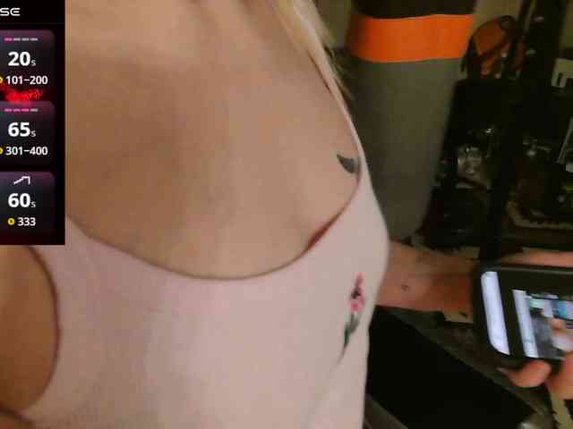 Modella: bubblybubbles