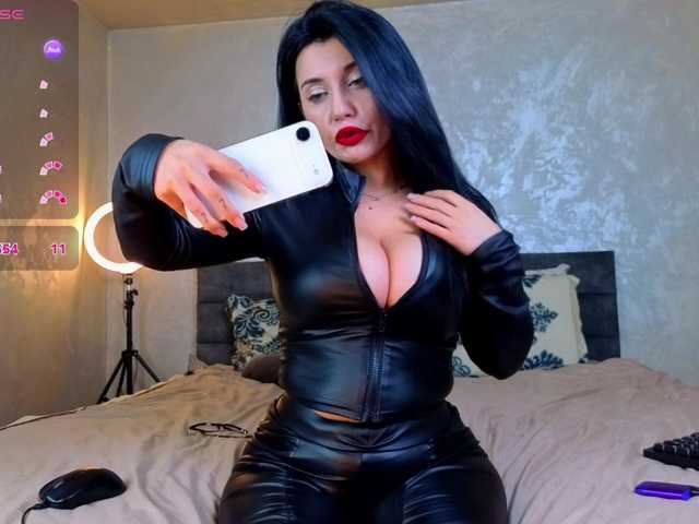 ParisVany26