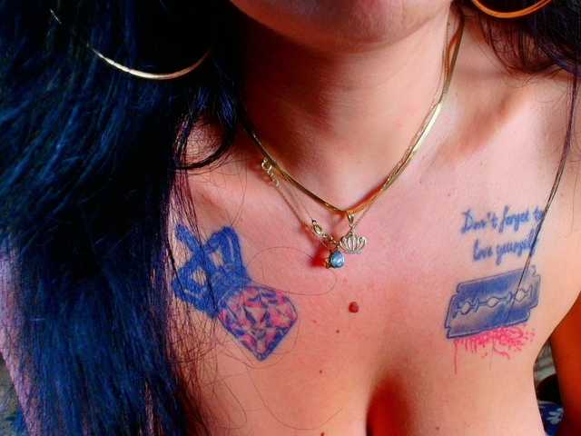 ParisVany26