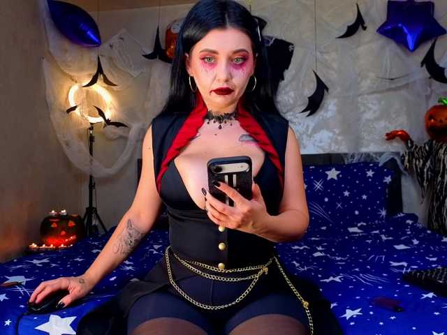 LauraVanessa live cam on BongaCams