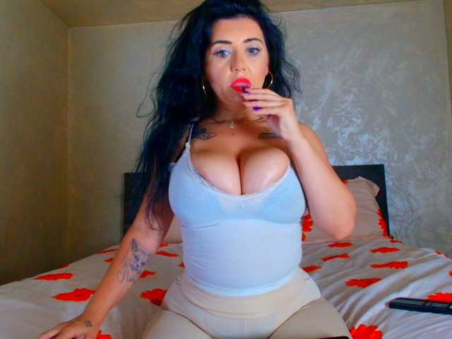 ParisVany26