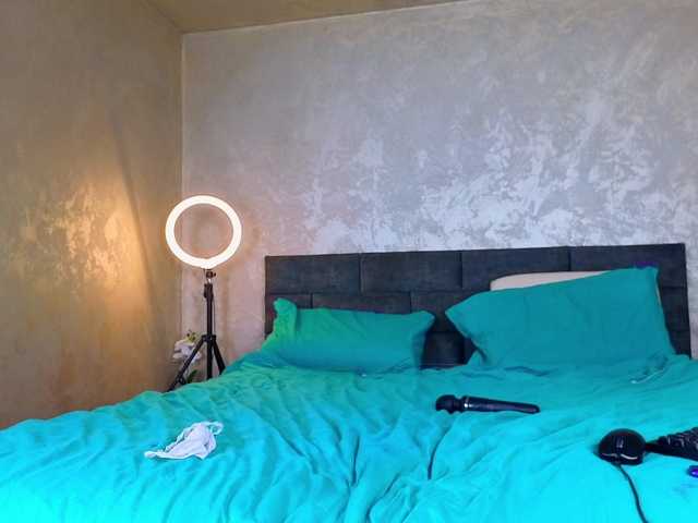 ParisVany26 live cam on BongaCams