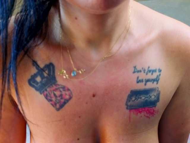 ParisVany26